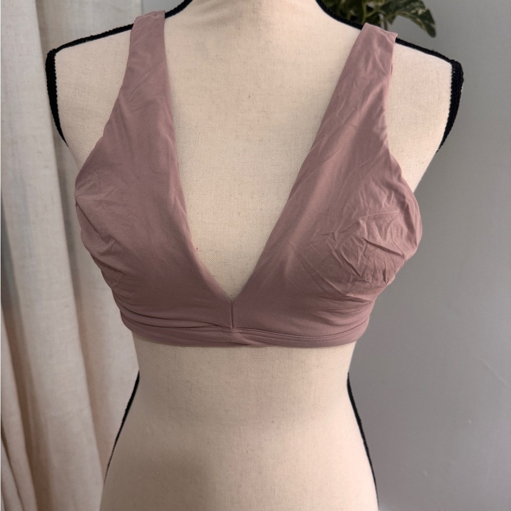 Victoria Secret Wireless Bra - Picture 3 of 4